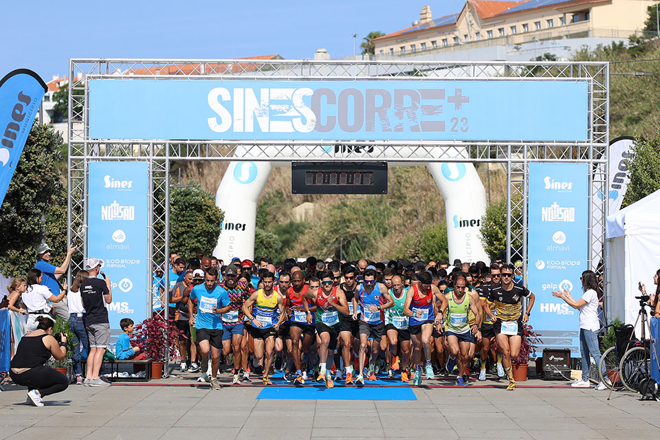 Sines Corre Mais