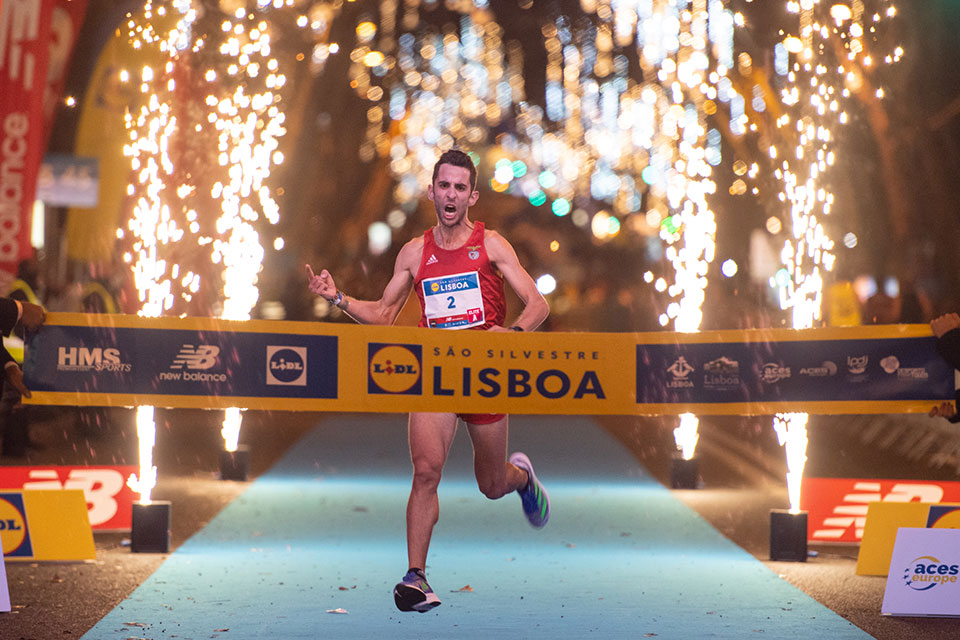 Samuel Barata vencedor estabelece recorde da Lidl São Silvestre de Lisboa