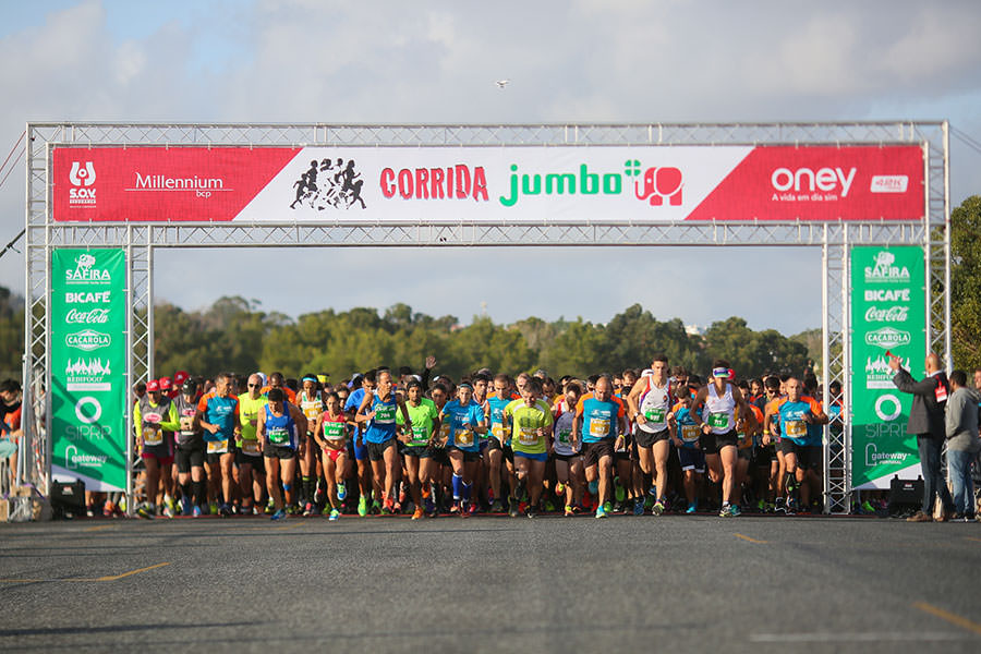 Correr, caminhar, pedalar e patinar no Autódromo do Estoril, na Corrida Jumbo